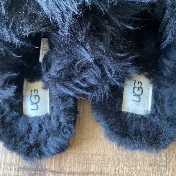 UGG SCUFF SIS BLACK SHEARLING CUFFED SLIPPERS SHOES US 7 - Picture 7 of 7